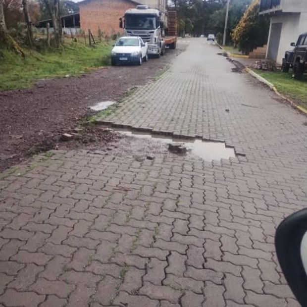 Foto de capa da notícia: Prefeitura de Ipê registra ocorrência por dano ao patrimônio público