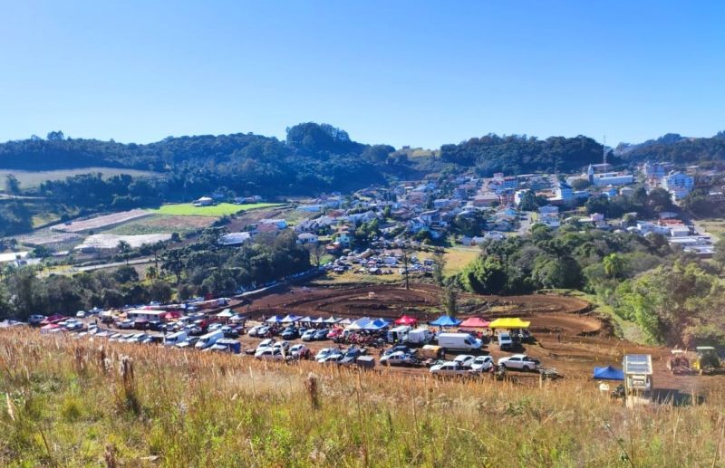 Sexta etapa do Campeonato Serrano de Velocross movimentou Nova Pádua