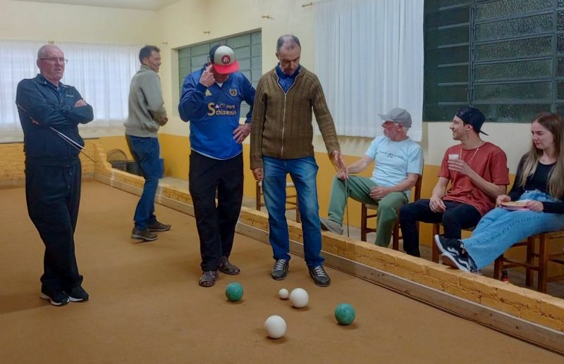 Definidos os confrontos das semifinais do Municipal de Bochas Cancha de Areia de Flores da Cunha