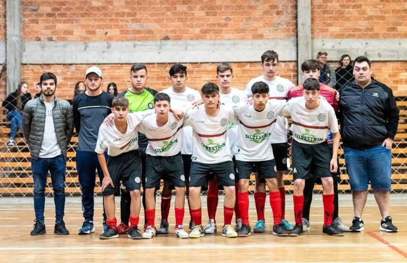 Futsal Juniores de Nova Pádua entra na reta final da 1ª fase