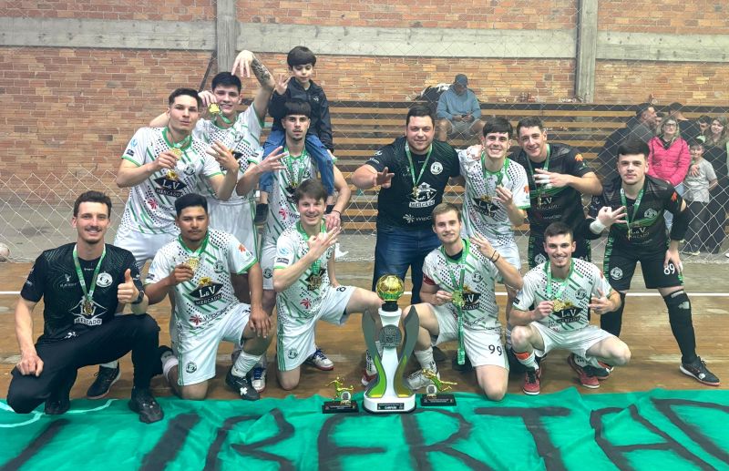 Libertad F.C é tricampeão invicto do Futsal Juniores de Nova Pádua