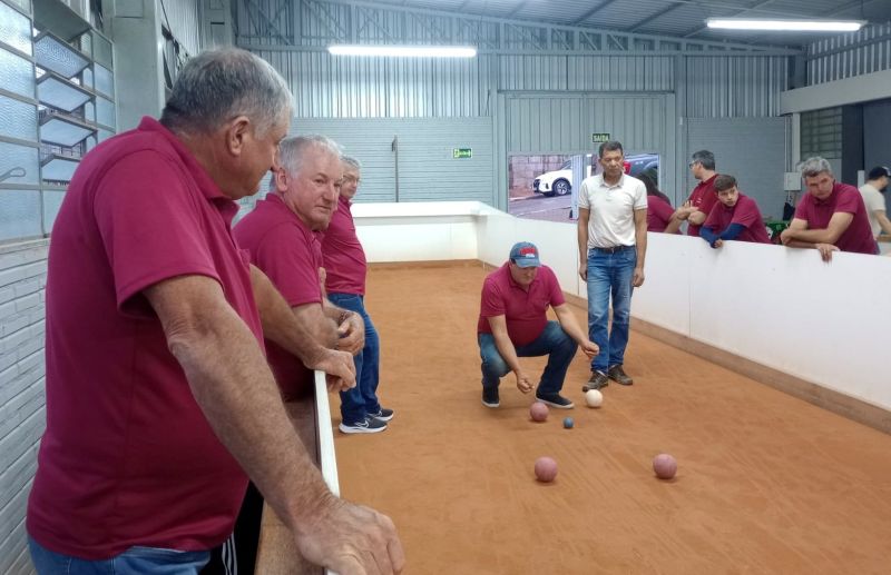 Mandantes vencem o jogo de ida da 1ª fase do Integração de Bochas