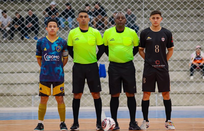 Três equipes vencem na abertura do Futsal Sub 21 de Nova Roma do Sul