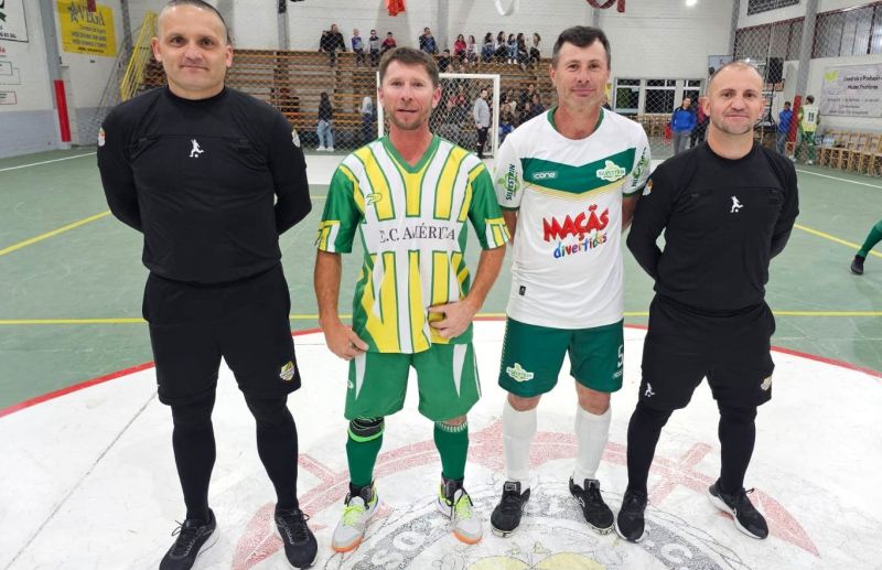 Hamburgo volta a vencer e lidera o Futsal Sênior Vales de Mato Perso